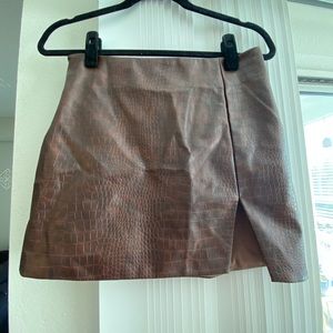 XS & S Faux leather skirt